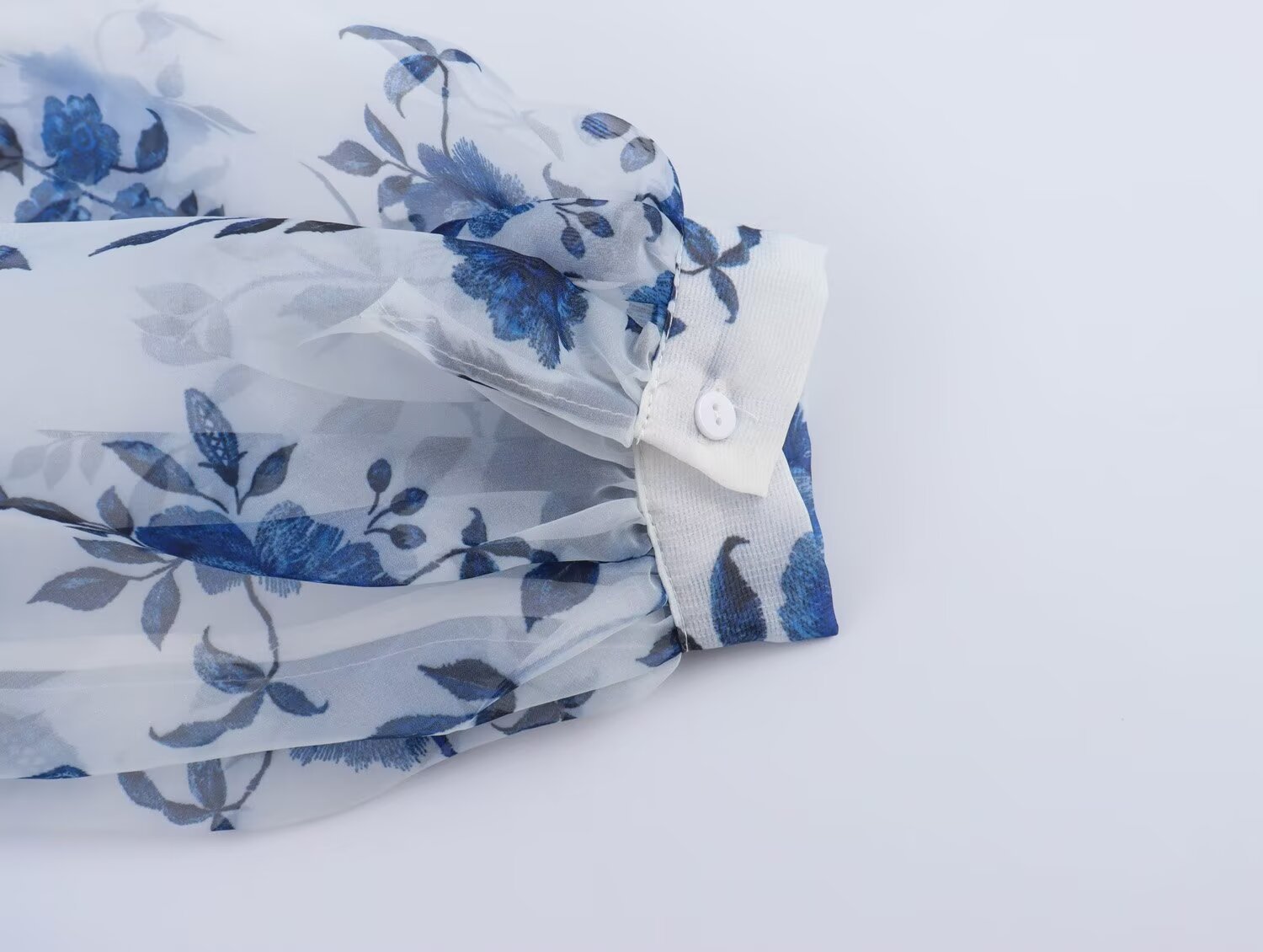 O1CN01TstJtA2Bc1IfA9f0M_!!2218309028358-0-cib