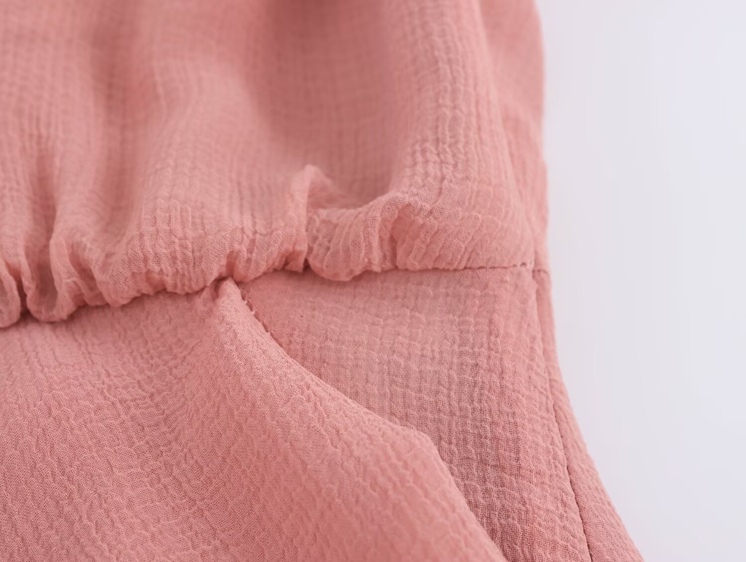 O1CN01DpnFje1nVYwucem6y_!!2217333495095-0-cib