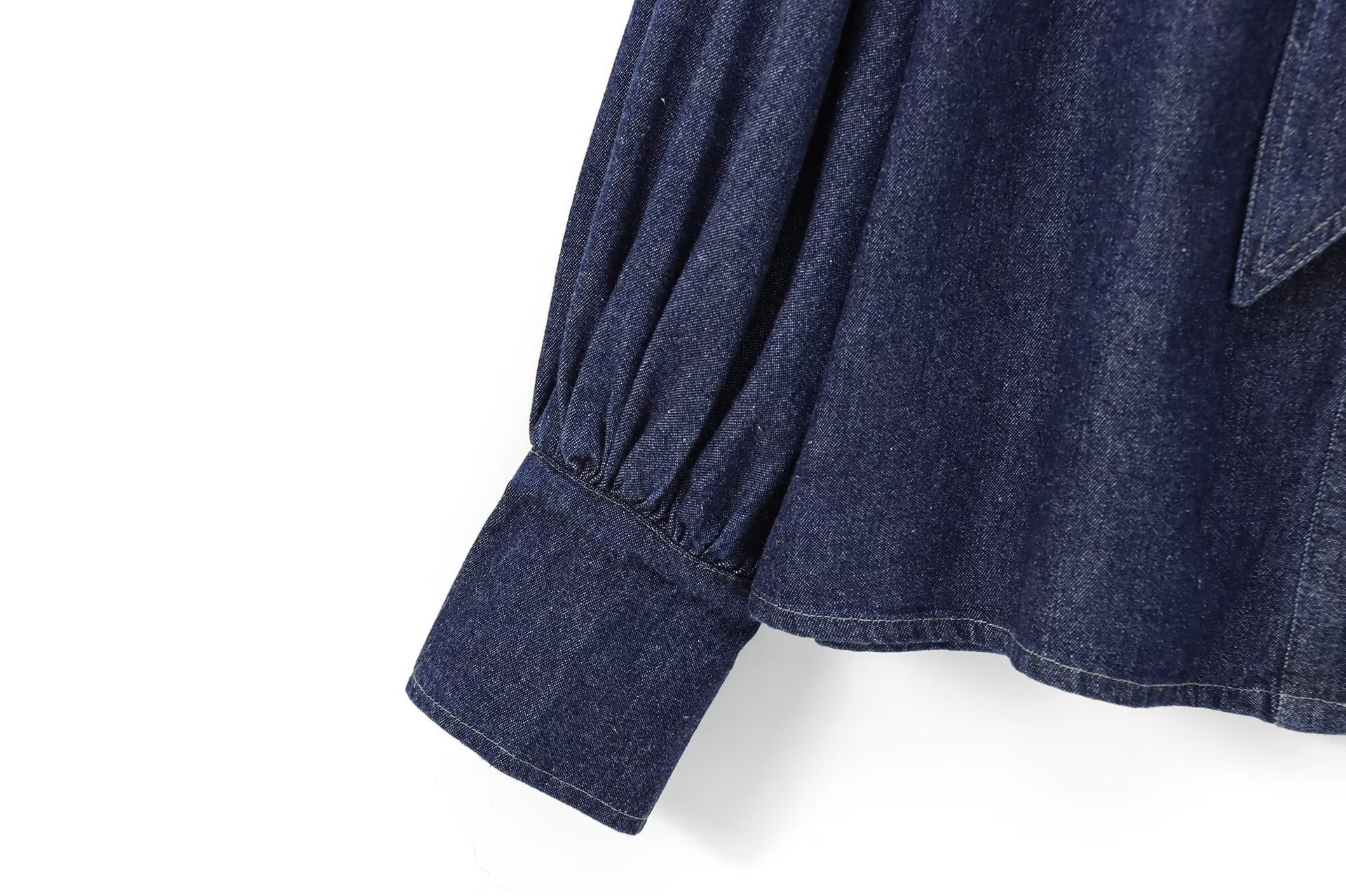 O1CN01mTr22h1bmiOs72jXT_!!2214974073508-0-cib