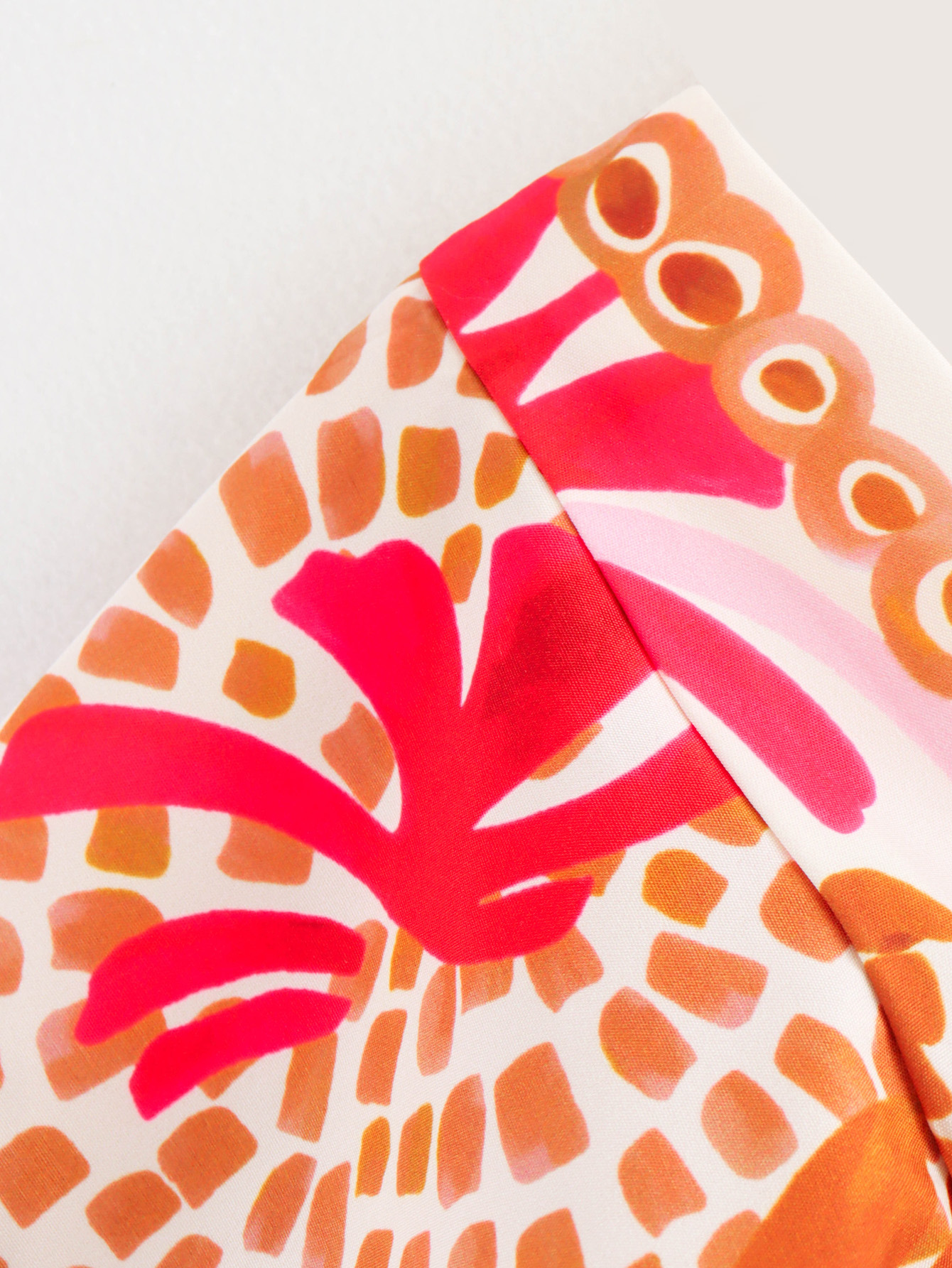 O1CN01XbEK6x1nVYvzCC8P5_!!2217333495095-0-cib