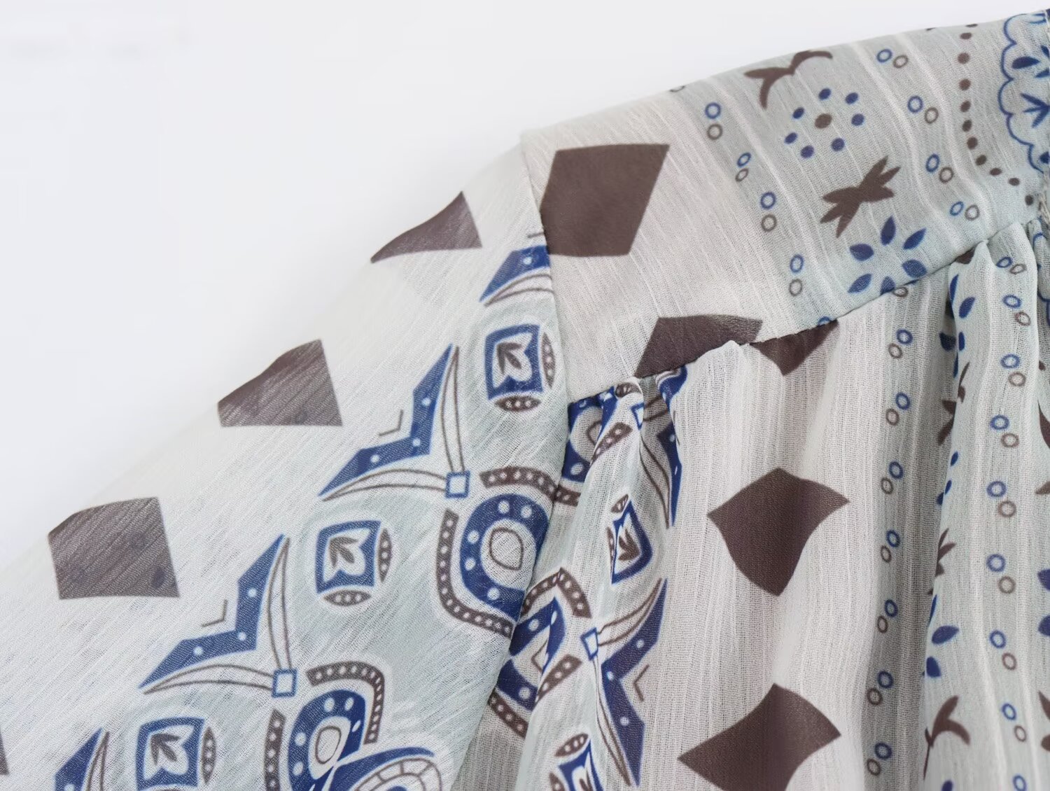 O1CN01nguP831CqVFAe8VJ0_!!2217727010132-0-cib