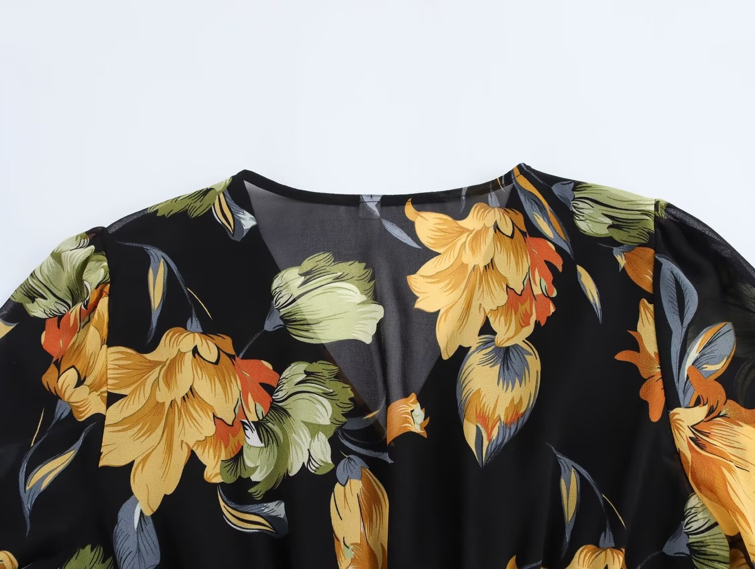 O1CN01wEImAS1nVYy50lT9O_!!2217333495095-0-cib