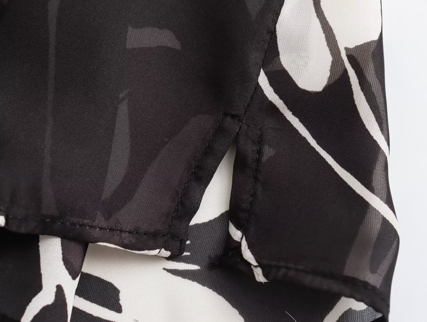 O1CN01G4iaPy1bmiHZ1ieGE_!!2214974073508-0-cib