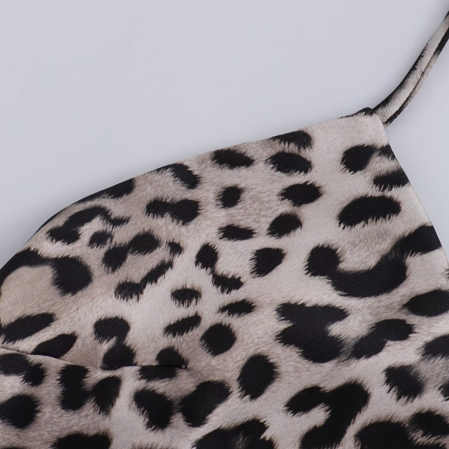 O1CN01rvPX271CqVGGqn7p1_!!2217727010132-0-cib